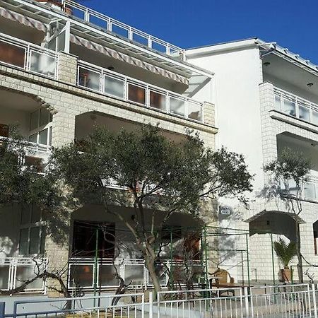 Apartments Adelheid In Biograd, Close To The Beach Биоград-на-Мору Экстерьер фото